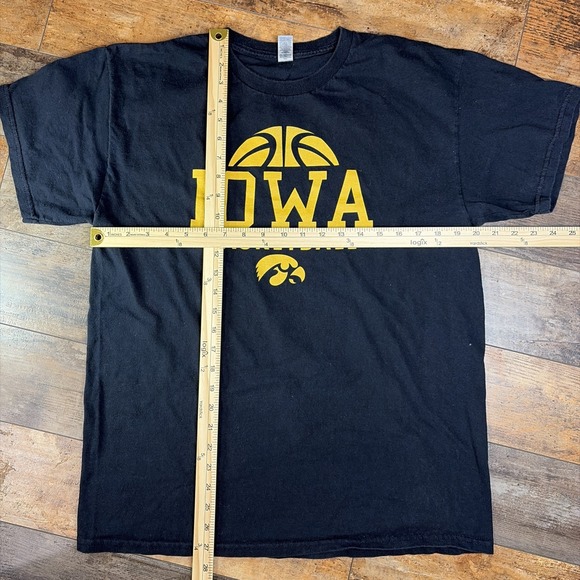 Iowa Hawkeyes Basketball T Shirt Black NCAA College Fan Tee Large - Picture 3 of 4